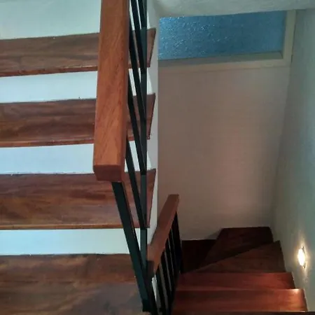 2-bed Maisonette In Pine Forest, 250m From Beach Between Skala Fourka And Siviri بيت للعطل Skála Foúrkas