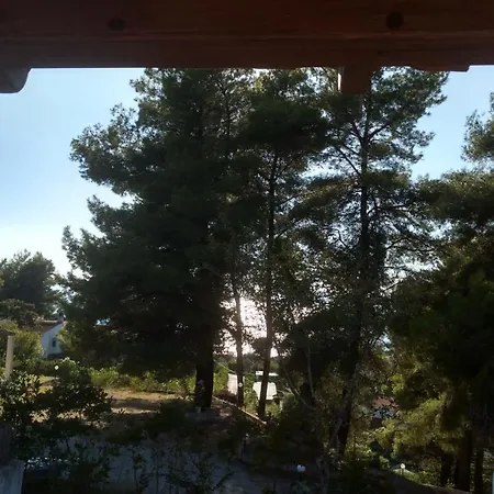 2-bed Maisonette In Pine Forest, 250m From Beach Between Skala Fourka And Siviri *